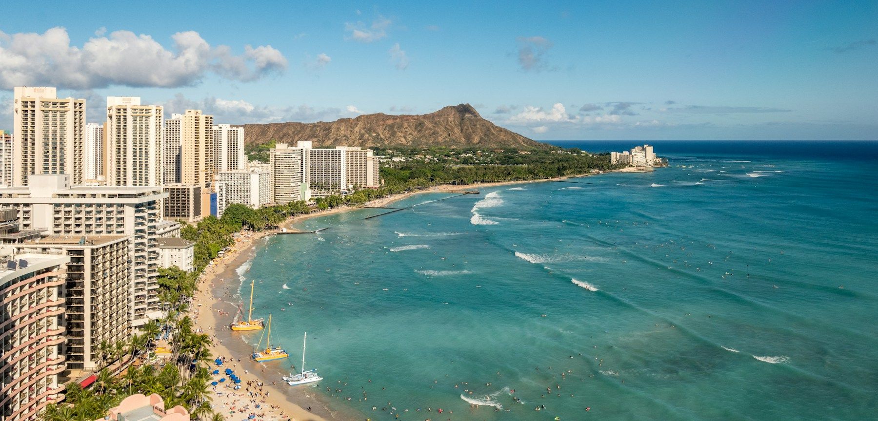 Waikiki Beach and Diamond Head in Honolulu